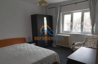 Apartament de vanzare cu 3 camere, zona Unirii - Bucuresti
