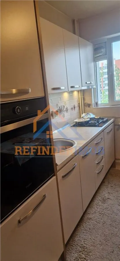 Apartament de vanzare cu 3 camere, zona Baba Novac - foto 9