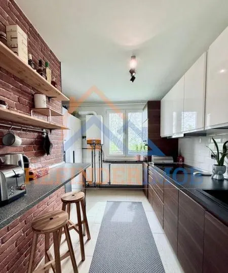Vanzare apartament 4 camere, zona Piata Rahova, sector 5 - foto 1