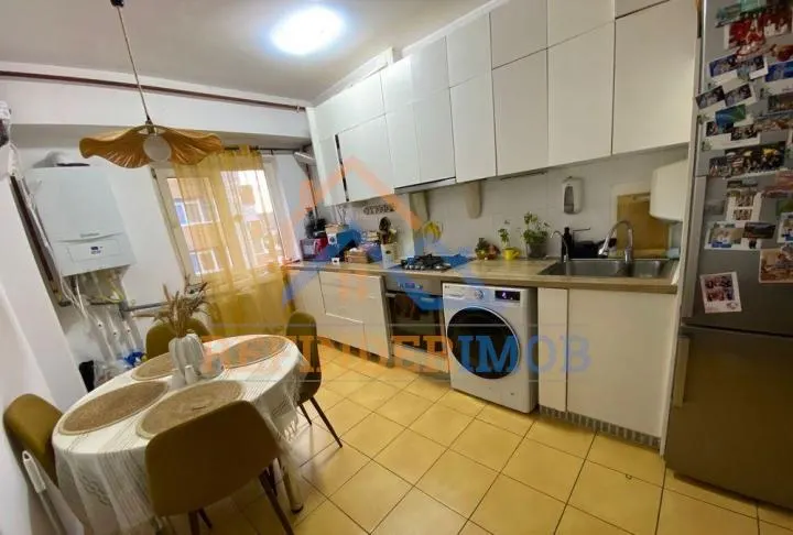 Vanzare apartament 3 camere – Zona Sebastian, Sector 5 - foto 1