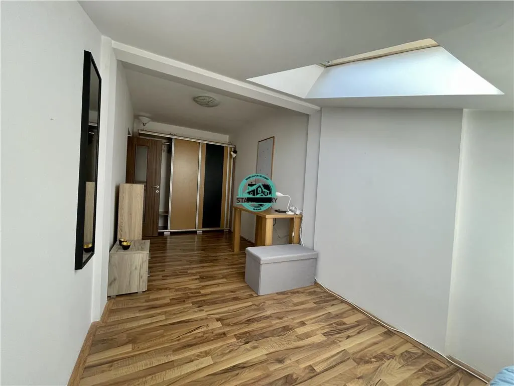Apartament cu 4 camere de vanzare, pe 2 niveluri, in Cornisa - foto 13