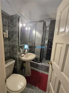 Apartament cu patru camere zona centrala - foto 8