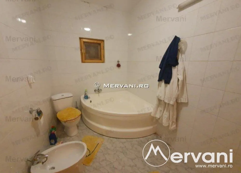 Casa  de vanzare in Comarnic (zona Ghiosesti) - foto 11