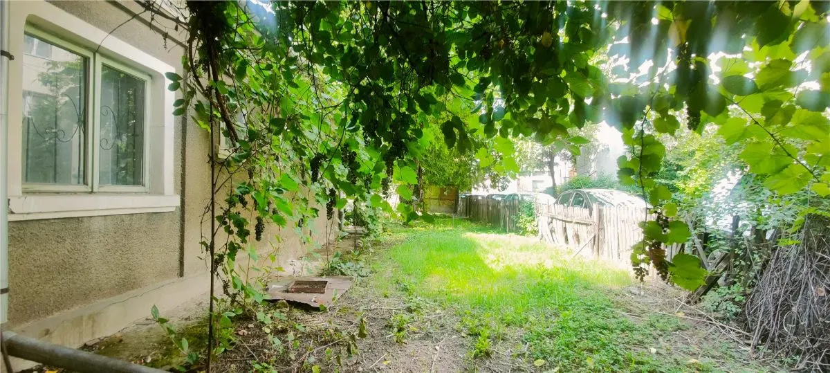 GARA CENTRU PIATA UNIRII TEREN 377 MP CU CASA - foto 13