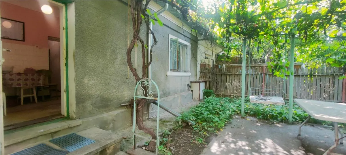 GARA CENTRU PIATA UNIRII TEREN 377 MP CU CASA - foto 5