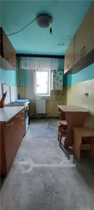 BAZA 3 APARTAMENT 4 CAMERE ETAJ INTERMEDIAR - foto 2