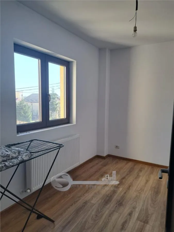 Apartament 3 Camere CUG - 440 euro - foto 11