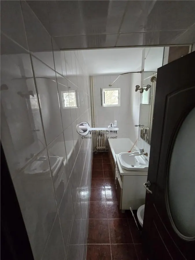 Apartament 3 Camere Etaj 1 | Mircea Cel Batran - foto 2