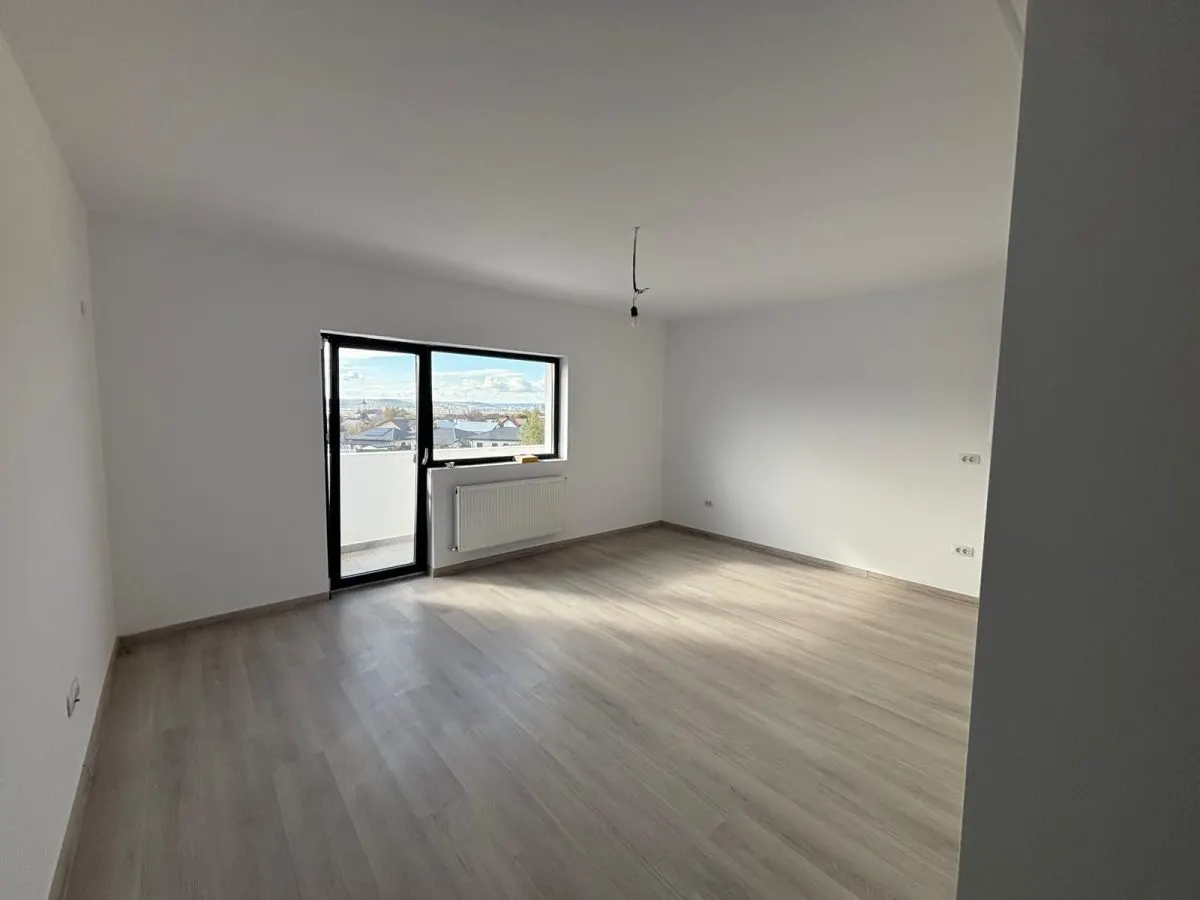 Ap. 3 camere, open-space, Dancu, intabulat, 0% comision - foto 1