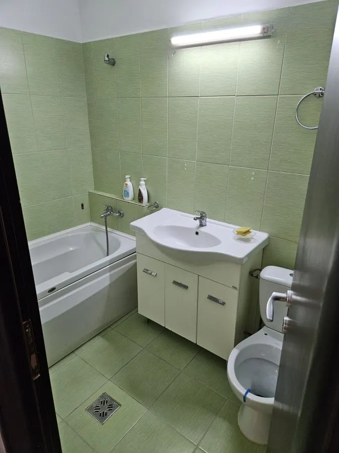 Apartament 2 camere Green Park 90.000 euro bloc 2009 - foto 7