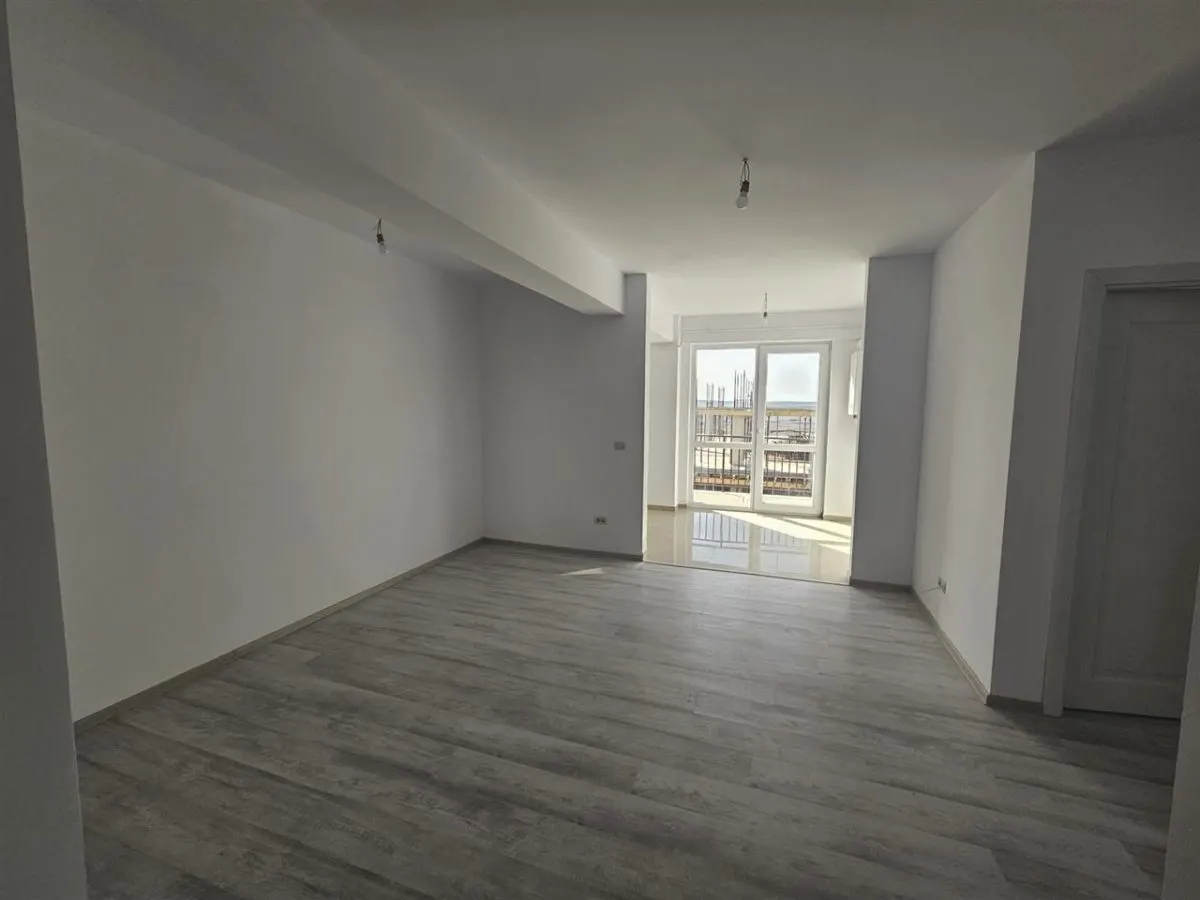 Apartament 3 camere - intabulat- mutare imediata - foto 5