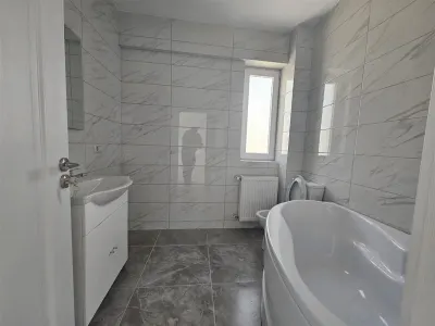 Apartament 3 camere - intabulat- mutare imediata - foto 8