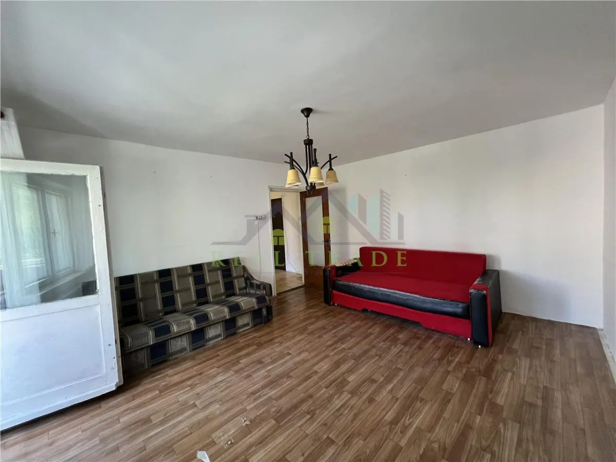 Apartament 2 camere decomandat etaj intermediar Centrul Civic - foto 3