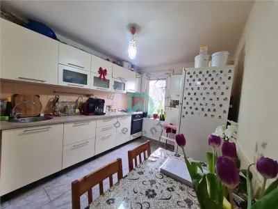 Apartament 3 camere Craiter, decomandat, Brasov - Brasov