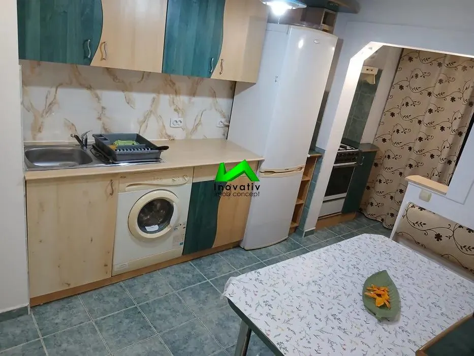 Apartament de inchiriat 2 camere decomandate Sibiu Vasile Aaron - foto 5
