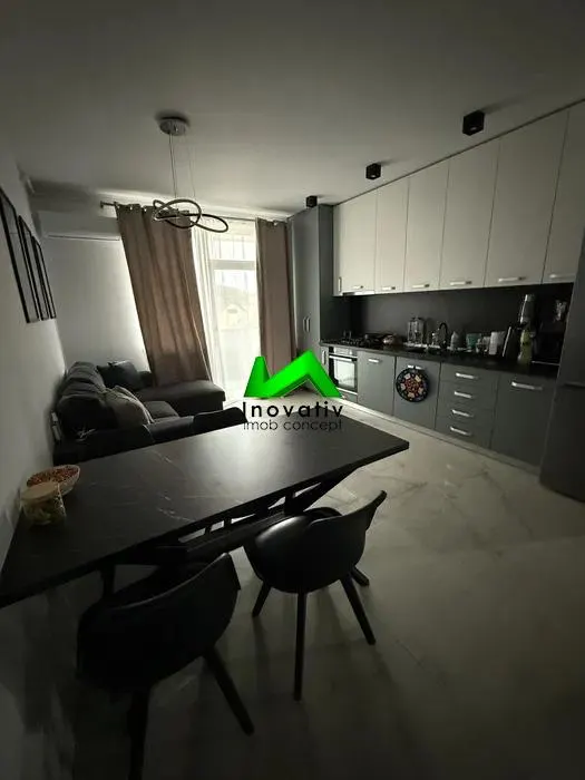 Apartament de vanzare 3 camere Sibiu Selimbar - foto 1