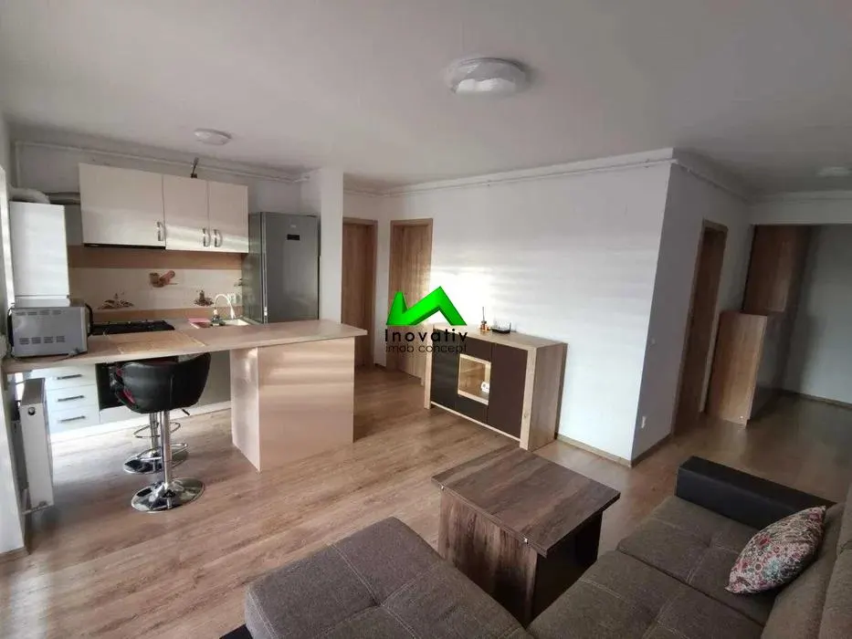 Apartament de inchiriat 3 camere Sibiu Turnisor - foto 1