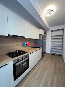 Vanzare apartament o camera de LUX zona Terra Floresti - foto 4