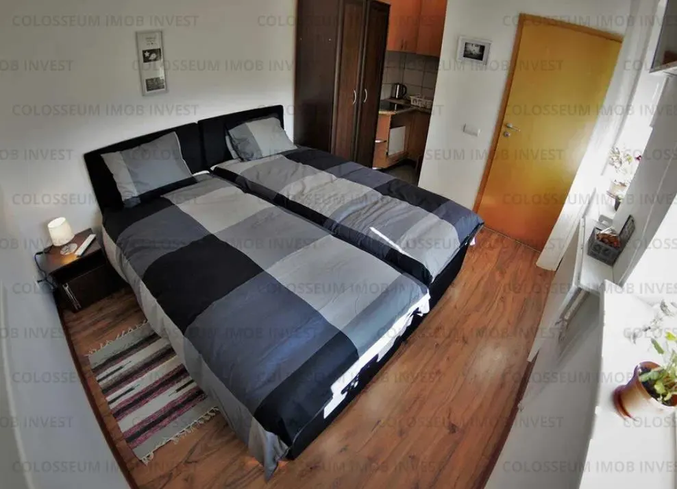 Garsoniera - zona Bartolomeu - foto 1