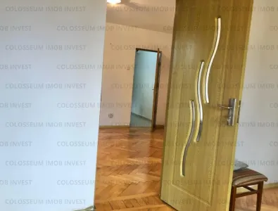 Apartament cu 3 camere, nedecomandat - zona Astra - foto 6