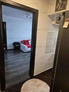 Apartament 2 camere, semidecomandat - zona Garii - foto 2