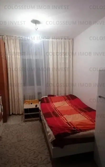 Camera de camin cu baie proprie - zona Tractorul - foto 1