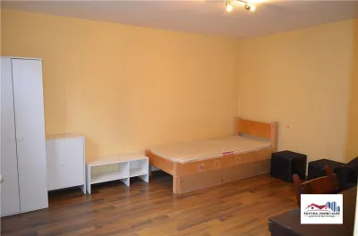 Apartament 1 Camera si Parcare Inclusa de Inchiriat Zona Ultracentrala - Targu Mures