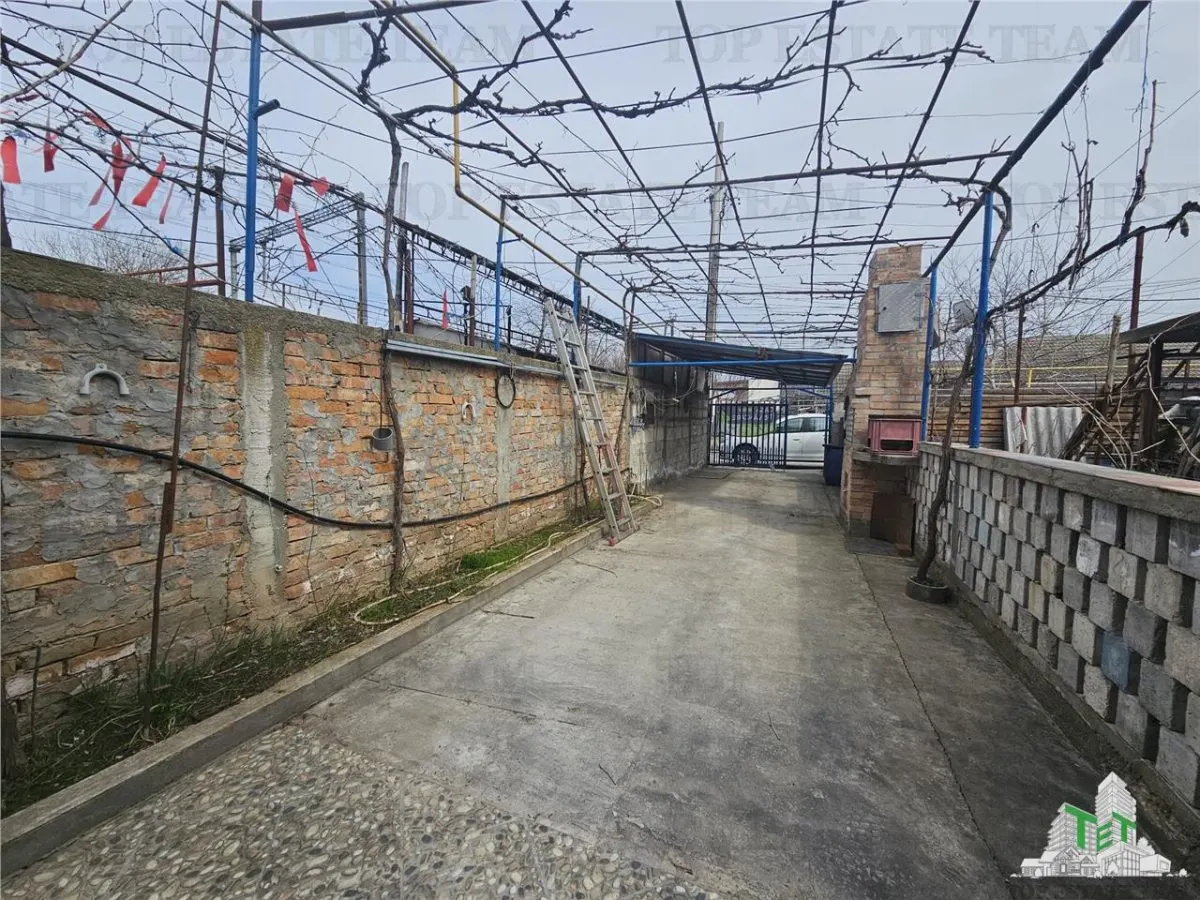 Casa 4 camere plus anexe zona gara Medgidia, Constanta - foto 10