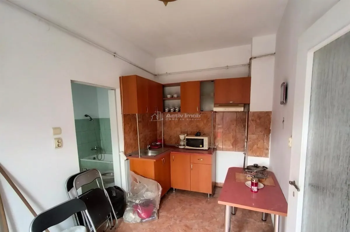 Resita Apt.la Curte Comuna, Zona Catedrala - foto 6