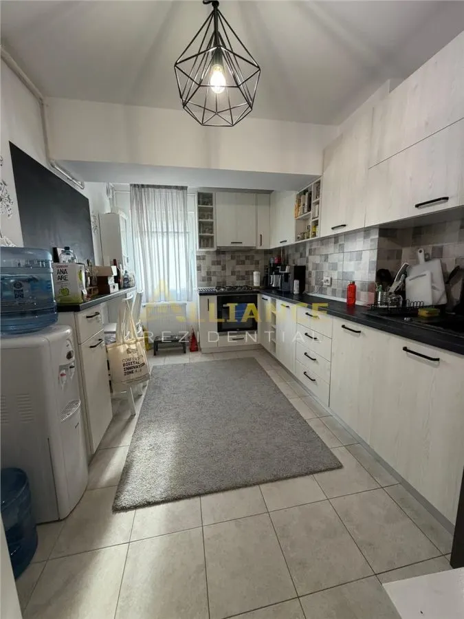 APARTAMENT 3 CAMERE -101 MP - foto 2