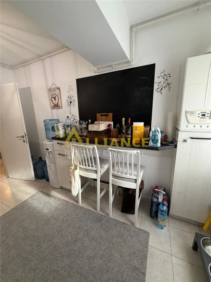 APARTAMENT 3 CAMERE -101 MP - foto 4