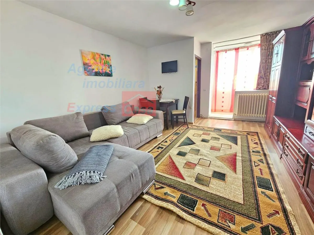 Garsoniera Tatarasi, Flora, bloc fara risc - foto 1