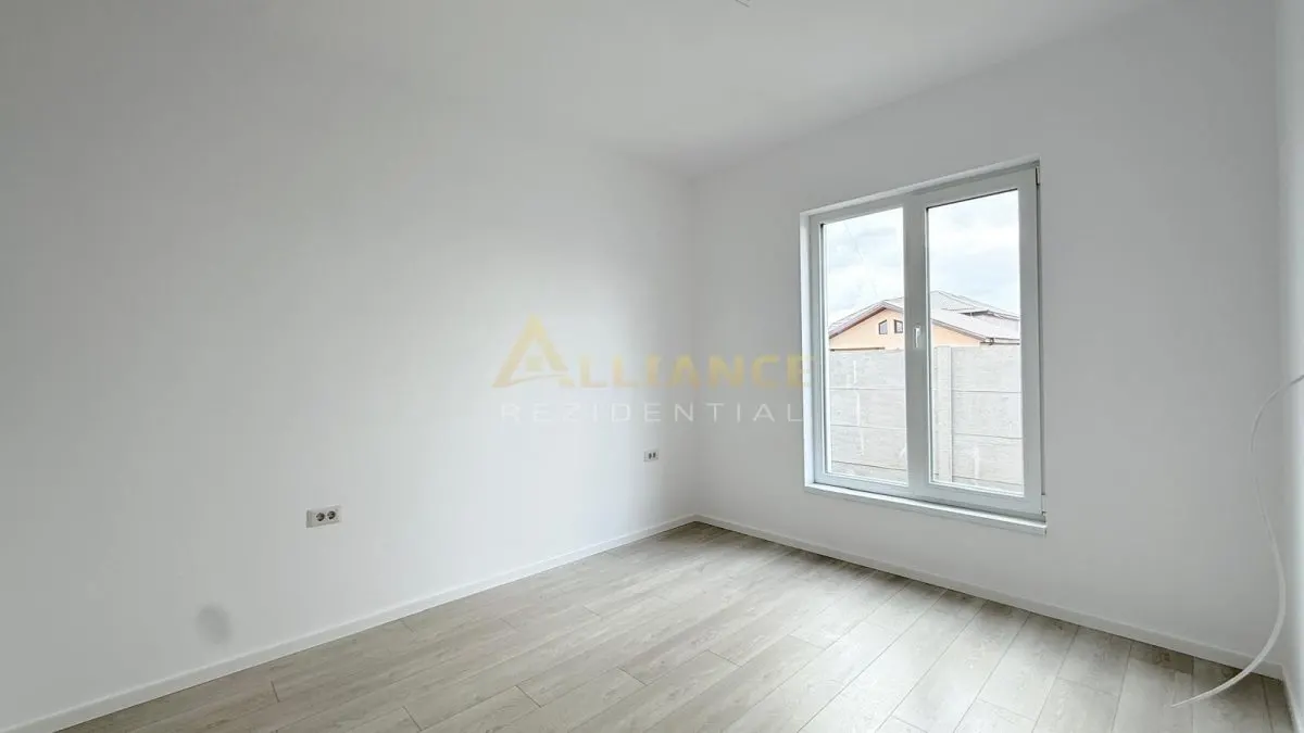 Casa Individuala - 3 camere - 2 bai - 250mp teren - foto 5