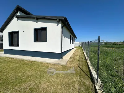 Casă individuala, 158 mp, teren 588 mp, încălzire în pardoseală â€“Bucium, Vișan, construcție 2025 - Visan