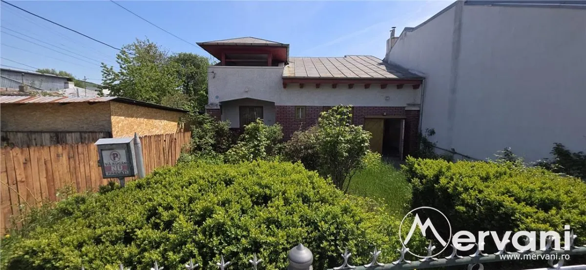 Casa de vanzare in Campina, zona centrala - foto 1