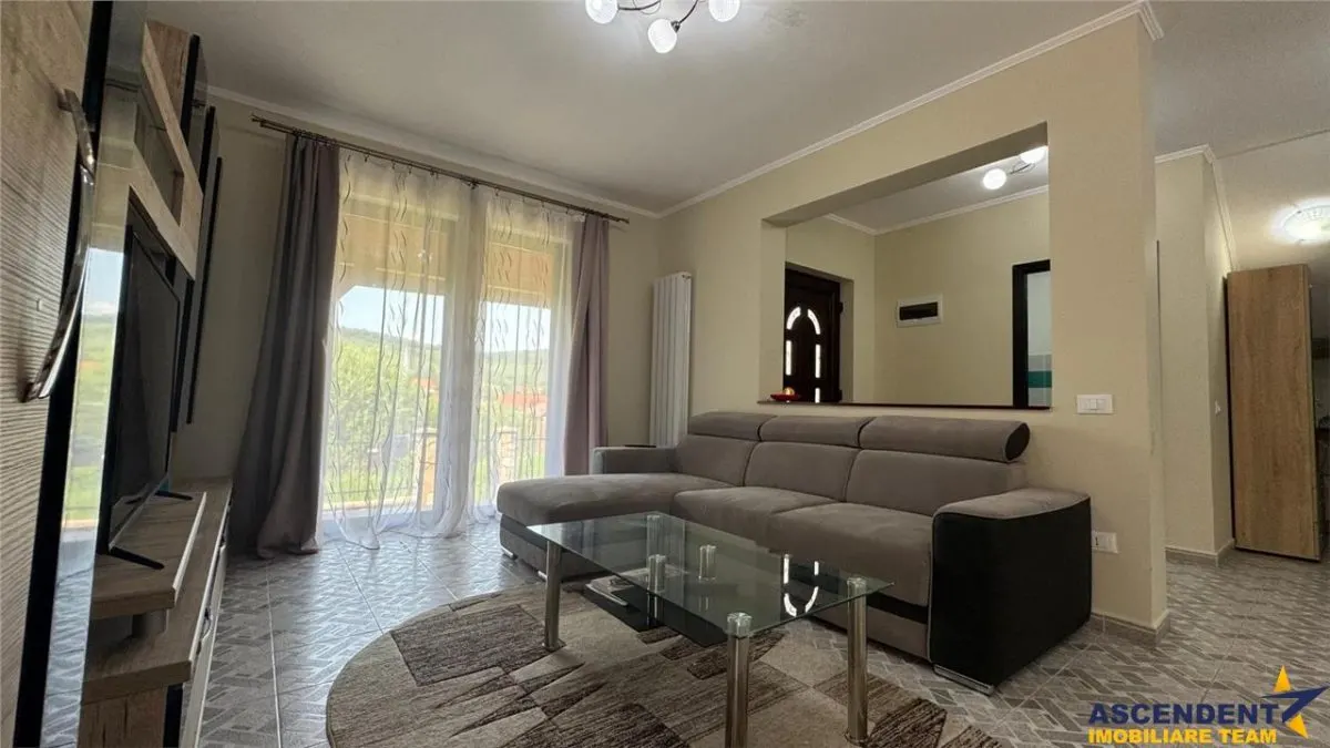 Casa rafinata,incantare peisagistica,garaj,securizare,Corunca, Mures: 3D&FILM! - foto 2
