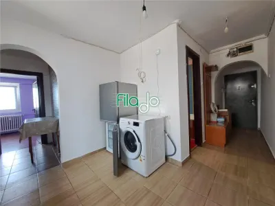 Vanzare apartament 2 camere Titan, Codrii Neamtului - Bucuresti