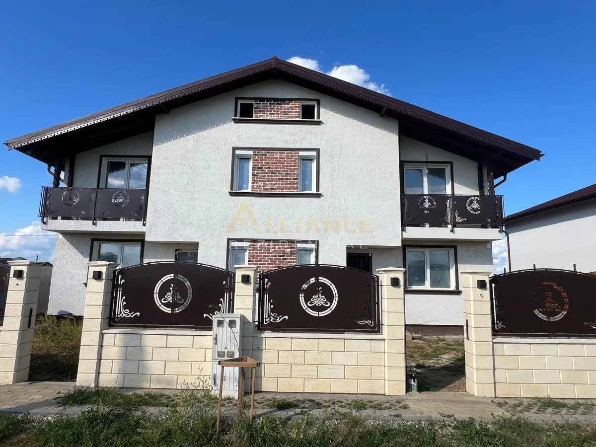 Duplex  - 3 camere -2 bai - pod -teren 325 mp - foto 1