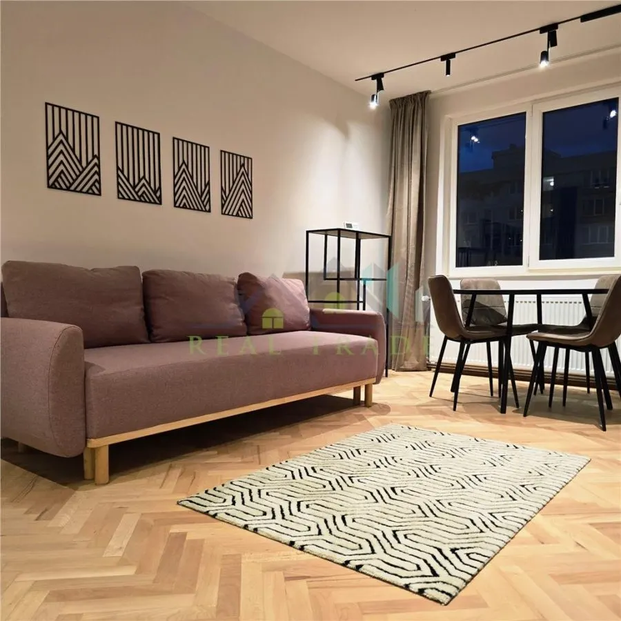 Apartament 3 camere lux Centrul Civic - foto 2
