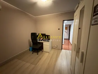 Brancoveanu Apartament 3 camere Decomandat Mobilat si Utilat - foto 9
