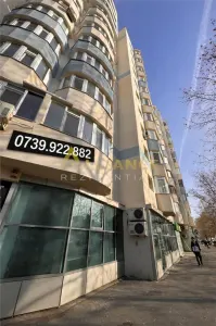 Metrou Aparatorii Patriei 3 camere decomandat - Bucuresti