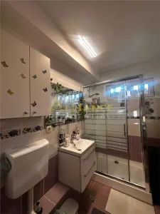 Apartament 3 camere Sector 4 Mobilat si Utilat - foto 23
