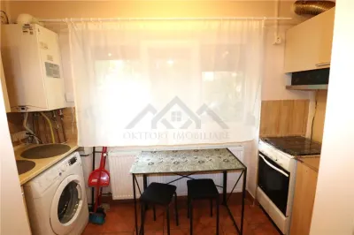 Garsoniera, centrala proprie, zona Lipovei - foto 4