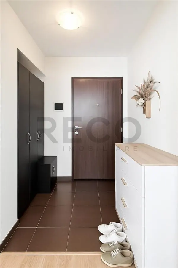 RECO Apartament 3 camere, zona Nufarul, etaj 5/8, lift, 60 mp utili - foto 9