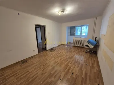 10 MINUTE METROU TITAN - DE RENOVAT - 2 CAMERE - Bucuresti