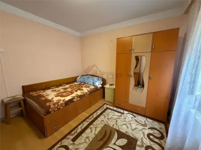 Apartament 2 camere, parter înalt- Rondul Vechi, CUG - foto 3