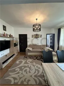 Apartament cu 3 camere in Decebal - Oradea