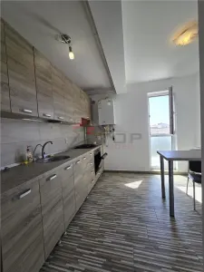 Apartament 3 camere decomandat+ parcare- Rediu - foto 4