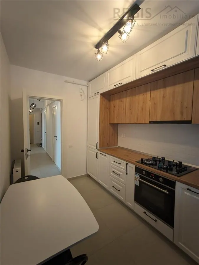 Apartament 3 Camere | Tractorul | Parcare | Boxa - foto 2