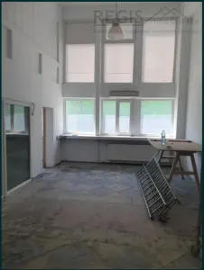 Spatiu comercial zona Coresi - foto 4